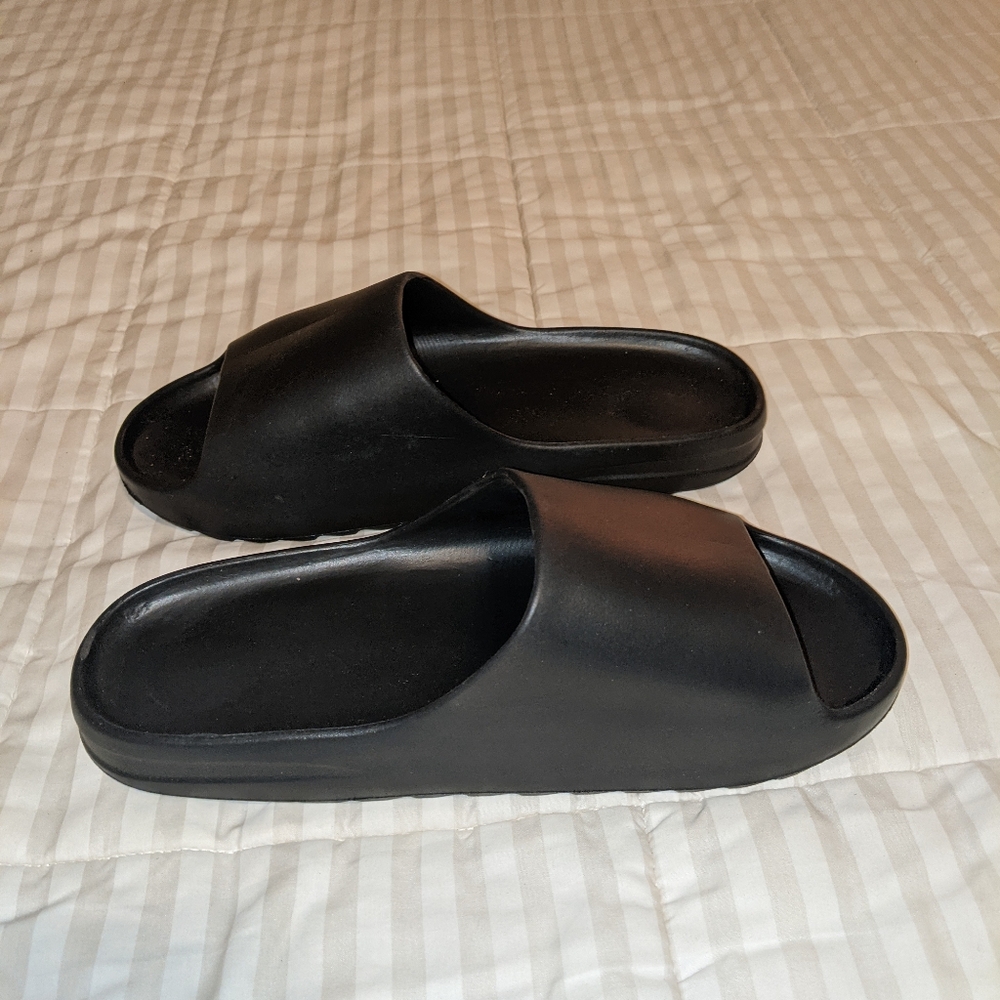 Slides - Picture 3 of 4